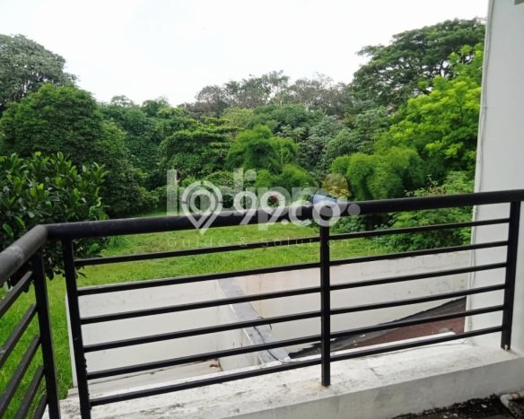 Hunian Elit LB 200m2 Siap Pakai Desain Elegan di BSD Delatinos, Tangerang Hunian Elit LB 200m2 Siap Pakai Desain Elegan di BSD Delatinos, Tangerang