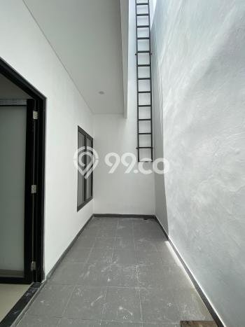 Rumah Modern 4 KT di Serpong Villa Melati Mas Tangerang Selatan Unfurnished Rumah Modern 4 KT di Serpong Villa Melati Mas Tangerang Selatan Unfurnished