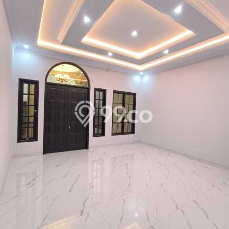 Dijual Rumah Luas Elegan Dengan View Cantik di Jati Padang, Jakarta Selatan Dijual Rumah Luas Elegan Dengan View Cantik di Jati Padang, Jakarta Selatan