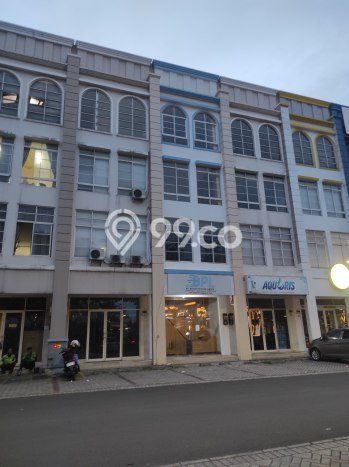 Ruko Dijual di Prime Area Jakarta Barat Luas 237m2 Ruko Dijual di Prime Area Jakarta Barat Luas 237m2