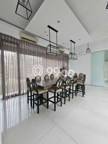 Dijual Rumah Luas Elegan Dengan View Eksklusif di Radio Dalam, Jakarta Selatan Dijual Rumah Luas Elegan Dengan View Eksklusif di Radio Dalam, Jakarta Selatan