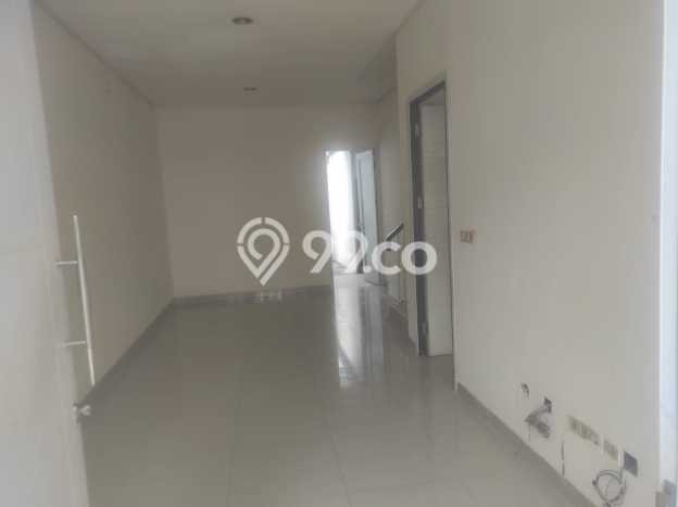 Disewakan! Rumah 4 Kamar Tidur &
3 Kamar Mandi di Green Lake City, Jakarta Barat Disewakan! Rumah 4 Kamar Tidur &
3 Kamar Mandi di Green Lake City, Jakarta Barat