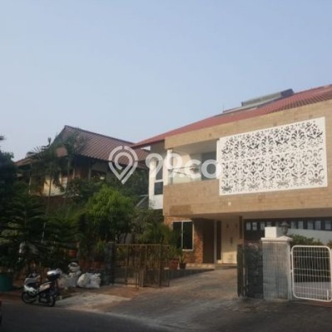 Jual Rumah 6 KT di Pantai Mutiara, Jakarta Utara - Luas Tanah 450m² Jual Rumah 6 KT di Pantai Mutiara, Jakarta Utara - Luas Tanah 450m²