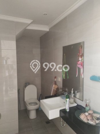 DIJUAL CEPAT! Rumah Siap Huni Lokasi Premium Green Lake City, LT 90m² Bangunan 127m² DIJUAL CEPAT! Rumah Siap Huni Lokasi Premium Green Lake City, LT 90m² Bangunan 127m²