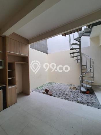 Dijual Cepat Rumah LT 108m² / LB 130m² di Lokasi Premium Green Lake City, Jakarta Barat Dijual Cepat Rumah LT 108m² / LB 130m² di Lokasi Premium Green Lake City, Jakarta Barat
