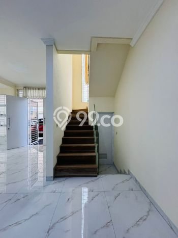 FEATURED! Rumah Asri area Green Lake City, Luas 144m² LB 147m² FEATURED! Rumah Asri area Green Lake City, Luas 144m² LB 147m²