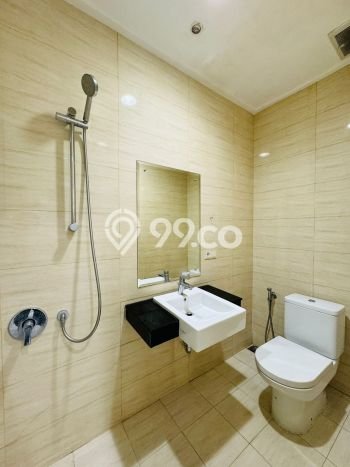 FEATURED! Rumah Asri area Green Lake City, Luas 144m² LB 147m² FEATURED! Rumah Asri area Green Lake City, Luas 144m² LB 147m²