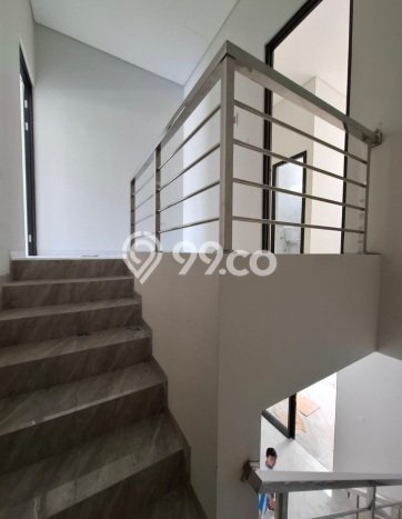 Hunian Cantik Modern Lb 145m2 di Tenggilis Mejoyo, Surabaya Hunian Cantik Modern Lb 145m2 di Tenggilis Mejoyo, Surabaya
