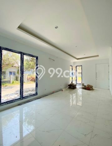 Dijual Rumah Mewah Elegan Dengan View Eksklusif di Citraland, Surabaya Dijual Rumah Mewah Elegan Dengan View Eksklusif di Citraland, Surabaya