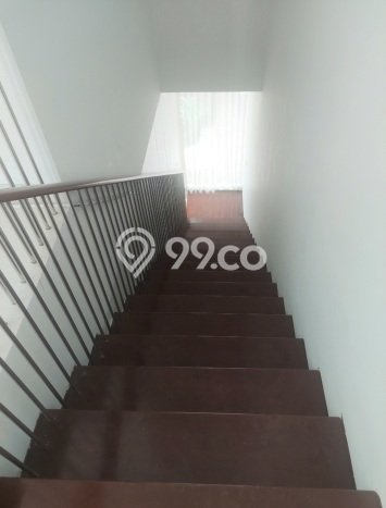 Jarang Ada! Rumah Kontrakan 5 Kamar Bagus Siap Huni Pakuwon Indah Jarang Ada! Rumah Kontrakan 5 Kamar Bagus Siap Huni Pakuwon Indah