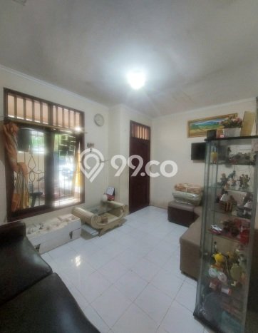 Dijual Rumah Strategis Bagus Punya 4 KT di Wiyung Surabaya SHM Dijual Rumah Strategis Bagus Punya 4 KT di Wiyung Surabaya SHM