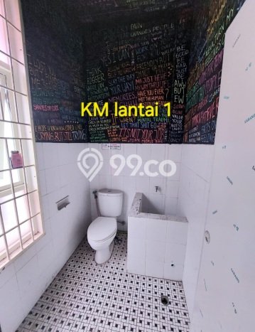 Ruko disewakan lokasi strategis Driyorejo Gresik 297m2 Ruko disewakan lokasi strategis Driyorejo Gresik 297m2