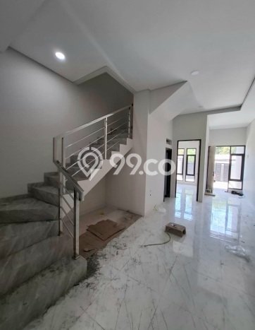 Hunian Cantik Modern Lb 145m2 di Tenggilis Mejoyo, Surabaya Hunian Cantik Modern Lb 145m2 di Tenggilis Mejoyo, Surabaya
