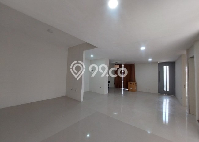 For Sale! Luxury House LT 135m2 Desain Modern di Citraland For Sale! Luxury House LT 135m2 Desain Modern di Citraland
