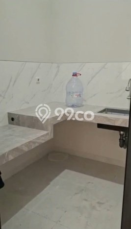 Hunian Cantik Modern Lb 145m2 di Tenggilis Mejoyo, Surabaya Hunian Cantik Modern Lb 145m2 di Tenggilis Mejoyo, Surabaya
