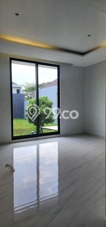 For Sale! Luxury House LT 300m2 Desain Modern di Citraland For Sale! Luxury House LT 300m2 Desain Modern di Citraland