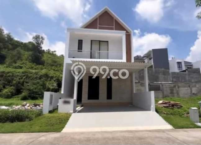 Rumah Elit Modern Tanpa Renovasi di Ngesrep Semarang Rumah Elit Modern Tanpa Renovasi di Ngesrep Semarang