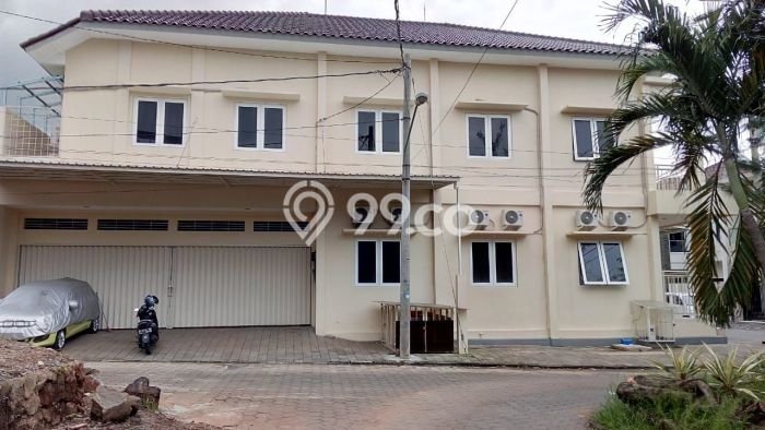 Rumah Luxury Modern Siap Huni di Tlaga Bodas Semarang Rumah Luxury Modern Siap Huni di Tlaga Bodas Semarang