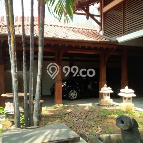Rumah Luxury Modern Siap Huni di Plombokan Semarang Rumah Luxury Modern Siap Huni di Plombokan Semarang