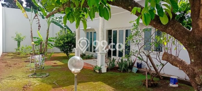 Rumah Luxury Modern Tanpa Renovasi di Srondol Semarang Rumah Luxury Modern Tanpa Renovasi di Srondol Semarang