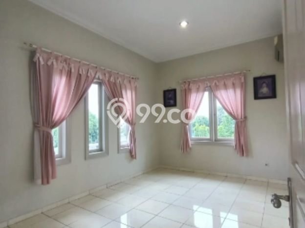 Rumah Luxury Modern Tanpa Renovasi di Srondol Semarang Rumah Luxury Modern Tanpa Renovasi di Srondol Semarang