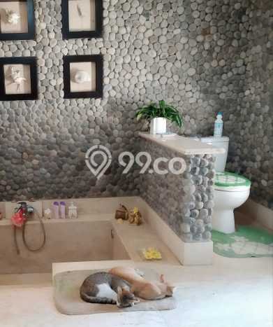 Bisa KPR! Rumah Banyumanik, Semarang, LT 1071m2m² LB 500m2m² Bisa KPR! Rumah Banyumanik, Semarang, LT 1071m2m² LB 500m2m²