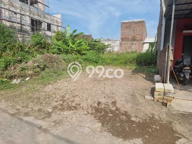 Jarang Ada! Tanah di Pedurungan Punya Luas 200m2 SHM Jarang Ada! Tanah di Pedurungan Punya Luas 200m2 SHM