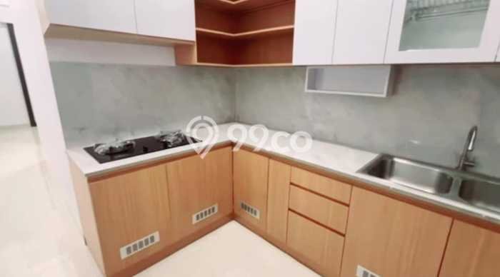 Rumah Elit Modern Tanpa Renovasi di Ngesrep Semarang Rumah Elit Modern Tanpa Renovasi di Ngesrep Semarang