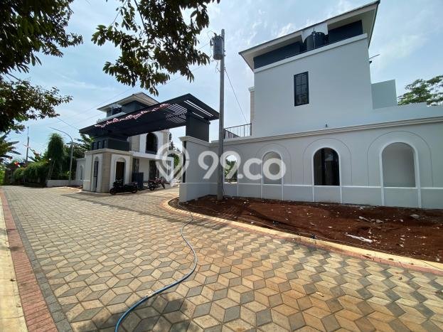 For Sale Rumah 3 Kamar Lokasi Ideal Nyaman dan Strategis di Banyumanik For Sale Rumah 3 Kamar Lokasi Ideal Nyaman dan Strategis di Banyumanik