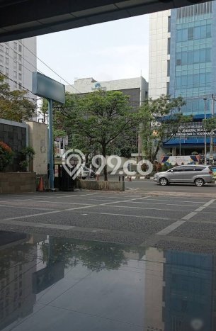 Area Ramai! Kantor Dijual di Semarang Tengah untuk Bisnis Luas Bangunan 1682m2 Area Ramai! Kantor Dijual di Semarang Tengah untuk Bisnis Luas Bangunan 1682m2
