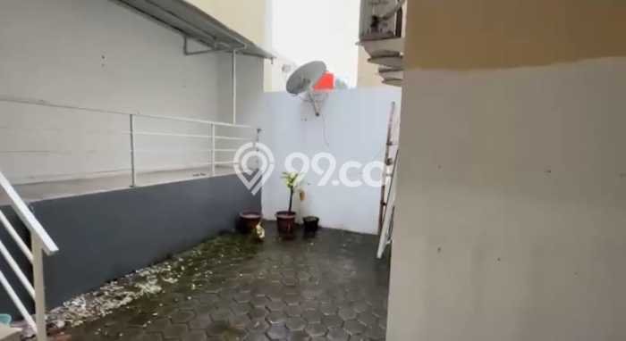 Rumah Luas Asri 3 KT Siap Huni di Manyaran Semarang Rumah Luas Asri 3 KT Siap Huni di Manyaran Semarang