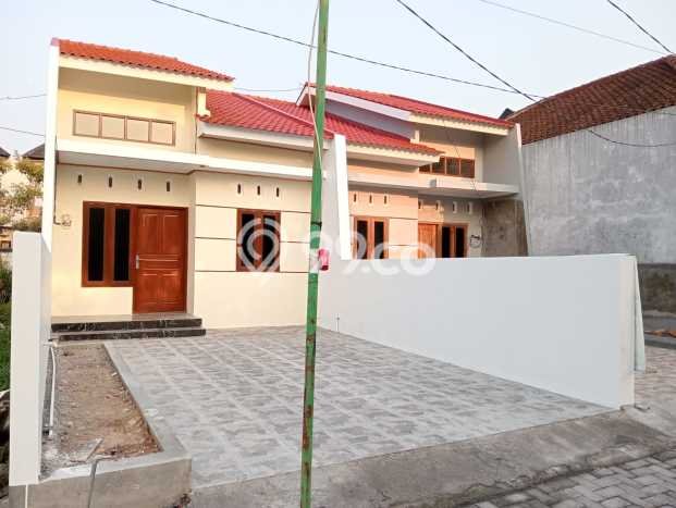 Dijual Rumah Strategis Bagus Punya 3 KT di Pedurungan Semarang SHM Dijual Rumah Strategis Bagus Punya 3 KT di Pedurungan Semarang SHM