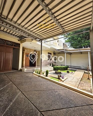 For Sale! Luxury House LT 334m2 Desain Elegan di Senopati For Sale! Luxury House LT 334m2 Desain Elegan di Senopati