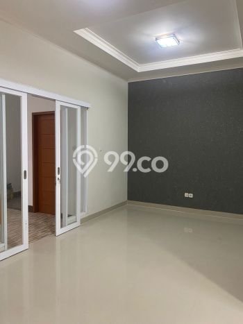 Rumah Strategis Buah Batu, Bandung, LT 101m² Bangunan 136m² Rumah Strategis Buah Batu, Bandung, LT 101m² Bangunan 136m²