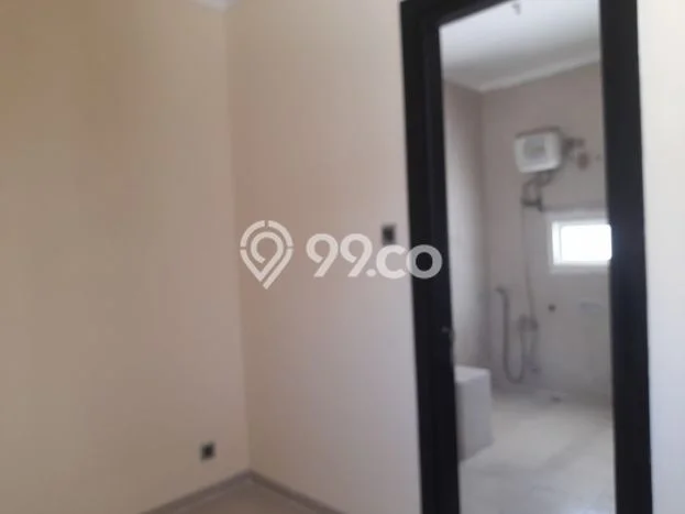 Dijual Cepat Rumah Bagus Siap Huni LB 150m2 di Wiyung, Surabaya Dijual Cepat Rumah Bagus Siap Huni LB 150m2 di Wiyung, Surabaya