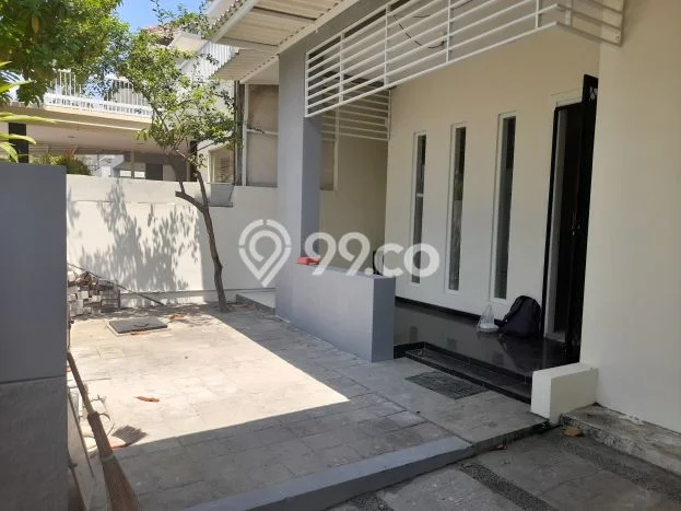 Dijual Cepat Rumah Bagus Siap Huni LB 150m2 di Wiyung, Surabaya Dijual Cepat Rumah Bagus Siap Huni LB 150m2 di Wiyung, Surabaya