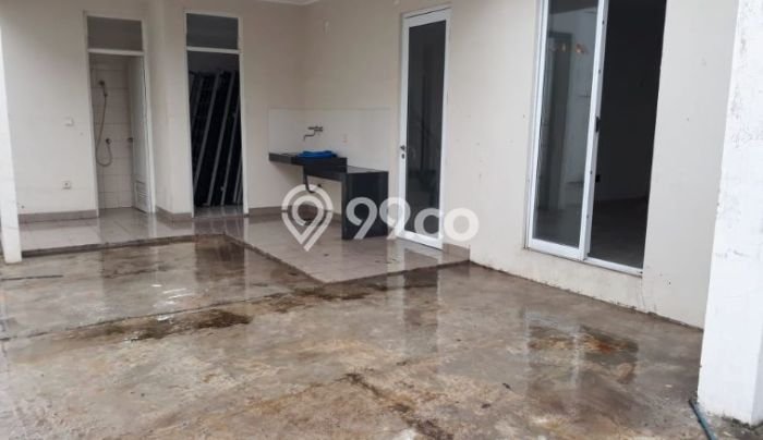 Sewa Rumah Harga Terjangkau di Green Lake City Jakarta Barat dengan 3 KT Sewa Rumah Harga Terjangkau di Green Lake City Jakarta Barat dengan 3 KT