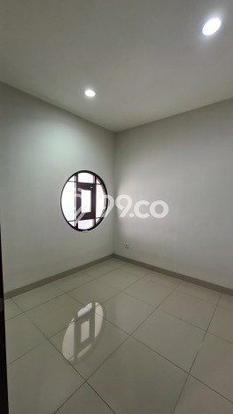 Rumah sewa siap pakai 3 KT di Green Lake City, Jakarta Barat Rumah sewa siap pakai 3 KT di Green Lake City, Jakarta Barat