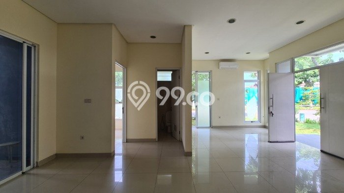 Rumah Elit LB 270m2 Siap Pakai Desain Elegan di Green Lake City, Jakarta Barat Rumah Elit LB 270m2 Siap Pakai Desain Elegan di Green Lake City, Jakarta Barat