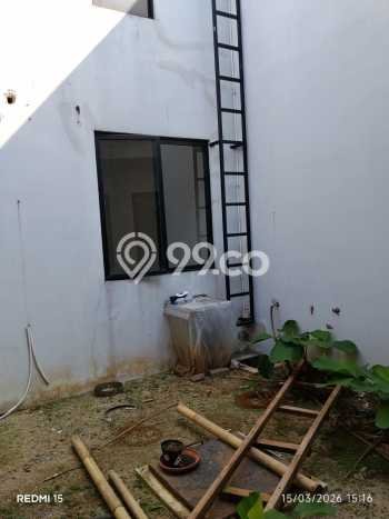 Rumah Elit Modern Tanpa Renovasi di Citra Garden Jakarta Barat Rumah Elit Modern Tanpa Renovasi di Citra Garden Jakarta Barat