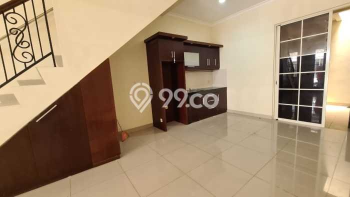 Rumah Disewakan Jakarta Barat LT 60m2 LB 87m2 Kawasan Green Lake City Rumah Disewakan Jakarta Barat LT 60m2 LB 87m2 Kawasan Green Lake City