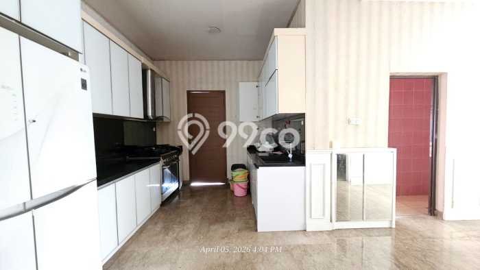 Jarang Ada! Rumah Sewa 3 Kamar Nyaman Siap Huni Green Lake City Jarang Ada! Rumah Sewa 3 Kamar Nyaman Siap Huni Green Lake City