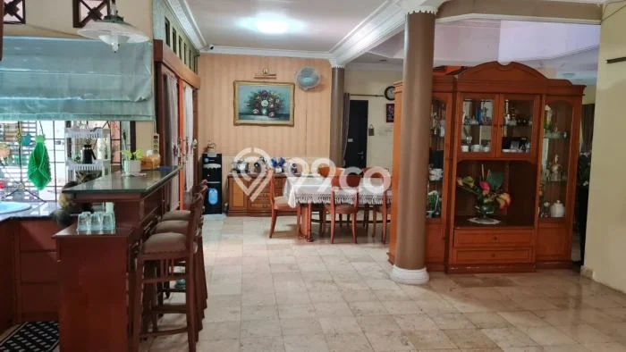 Dijual Rumah Mewah Elegan Dengan View Cantik di Cibubur, Depok Dijual Rumah Mewah Elegan Dengan View Cantik di Cibubur, Depok