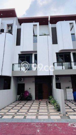 Rumah Modern 3 KT di Utan Kayu Jakarta Timur Unfurnished Rumah Modern 3 KT di Utan Kayu Jakarta Timur Unfurnished