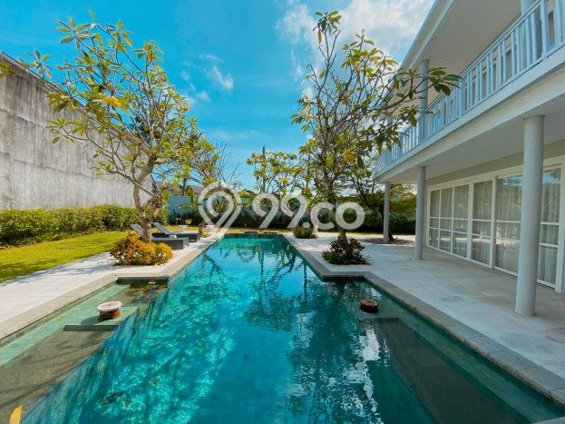 Hunian Bagus Disewakan di canggu, Badung LT 700m2, LB 400m2 Hunian Bagus Disewakan di canggu, Badung LT 700m2, LB 400m2