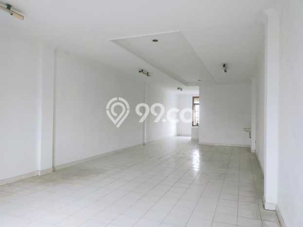 For Rent Ruko Kawasan , Luas 225m2m², Area Berkembang For Rent Ruko Kawasan , Luas 225m2m², Area Berkembang