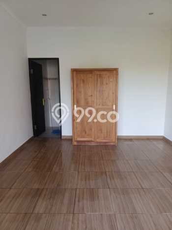 Rumah Sewa Badung LT 200m2 LB 100m2 Kawasan canggu Rumah Sewa Badung LT 200m2 LB 100m2 Kawasan canggu
