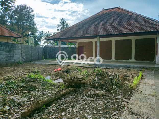 Unit Komersial Dijual di Gianyar LT 2100m2 & LB 1500m2 Unit Komersial Dijual di Gianyar LT 2100m2 & LB 1500m2