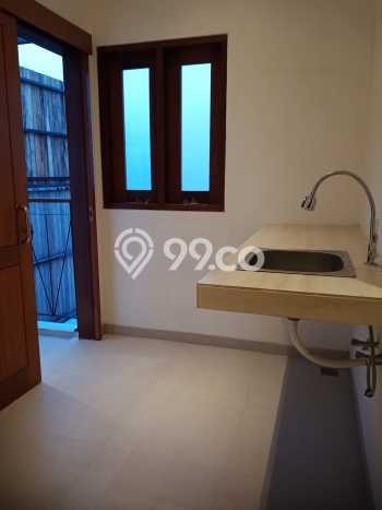 Rumah Sewa Denpasar LT 125m2 LB 150m2 Area Renon Rumah Sewa Denpasar LT 125m2 LB 150m2 Area Renon