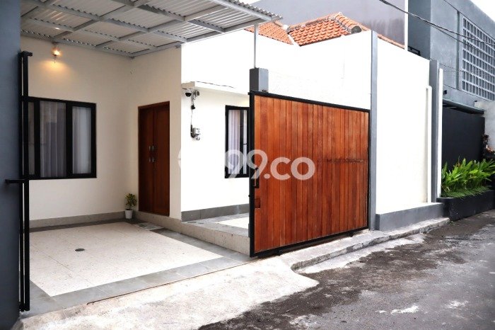 Disewakan Rumah Murah di Sanur Kauh Denpasar dengan 2 Kamar Tidur Disewakan Rumah Murah di Sanur Kauh Denpasar dengan 2 Kamar Tidur